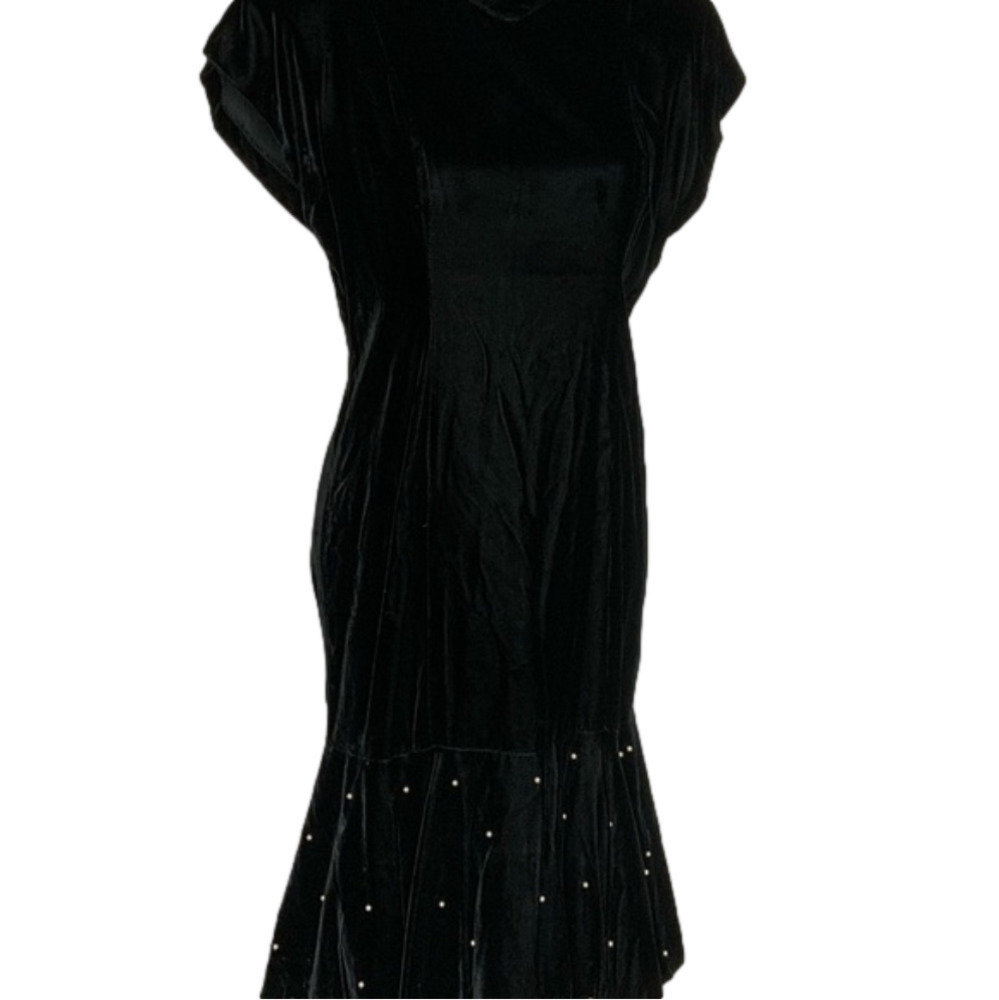VINTAGE adorable velvet dress.‎